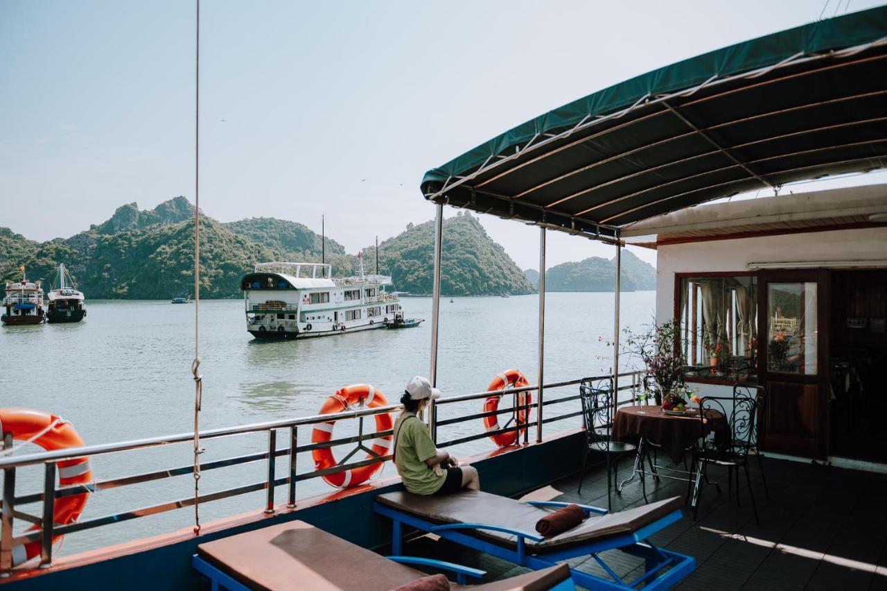 Отель Cat Ba Bay Cruises Dong Khe Sau Экстерьер фото