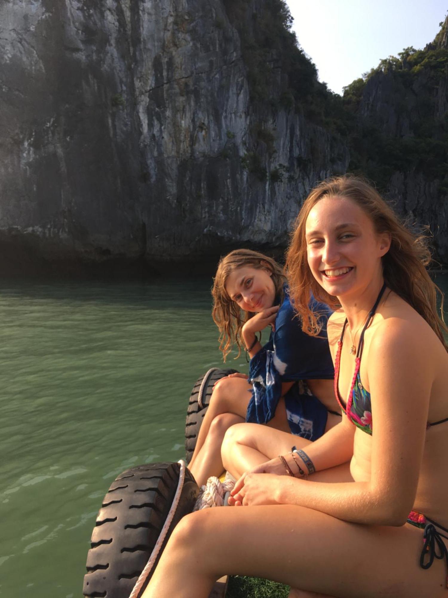 Отель Cat Ba Bay Cruises Dong Khe Sau Экстерьер фото