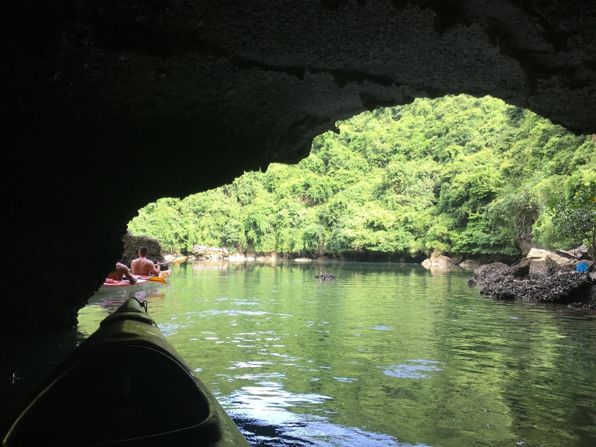 Отель Cat Ba Bay Cruises Dong Khe Sau Экстерьер фото