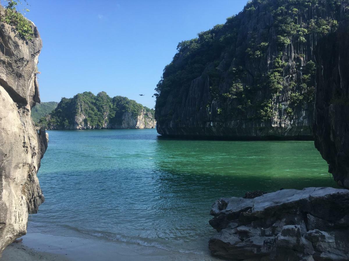 Отель Cat Ba Bay Cruises Dong Khe Sau Экстерьер фото